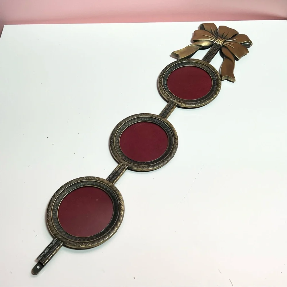 Vintage gold brass retro bow picture frame - Picture 2 of 4